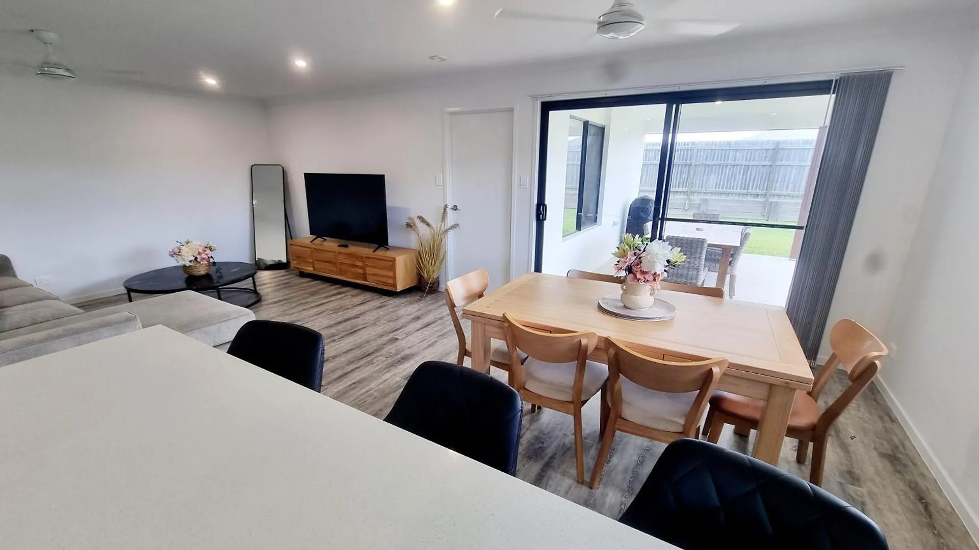Holiday home Private And Spacious Getaway, Close To Everything Urraween Australia